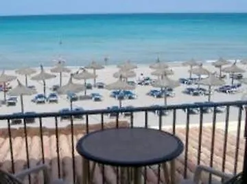 Blue Hotel